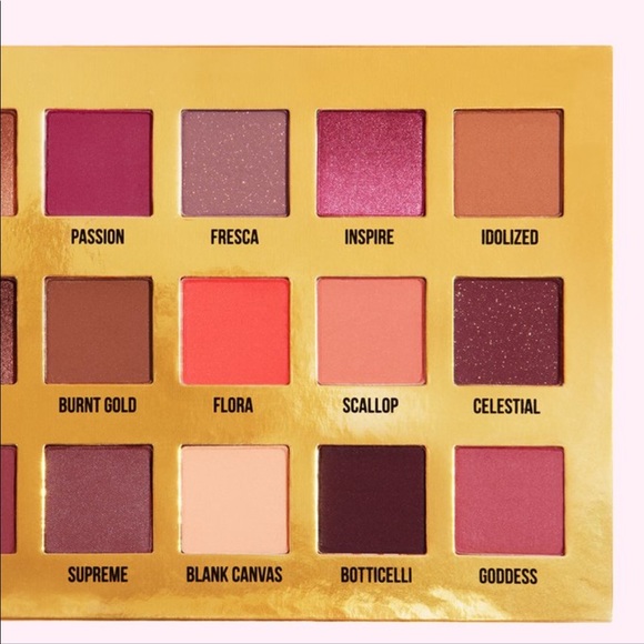 Venus XL Eyeshadow Palette - Picture 5 of 15